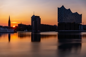 Sonnenaufgang Hamburg Elbphilharmonie