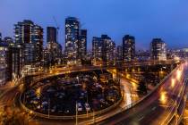 16 - Vancouver bei Nacht