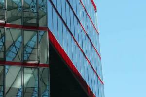 1-sony-center-in-blau