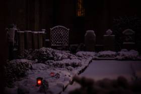 Grablicht-Domherrenfriedhof