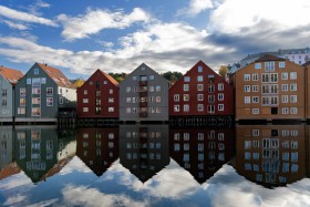 abschluss-des-quartalsthemas-spiegelungen-der-stadt-31_2026-03-10_17-51-46
