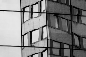 abschluss-des-quartalsthemas-spiegelungen-der-stadt-31_2026-03-13_17-56-21