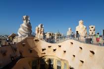 3 Casa Mila